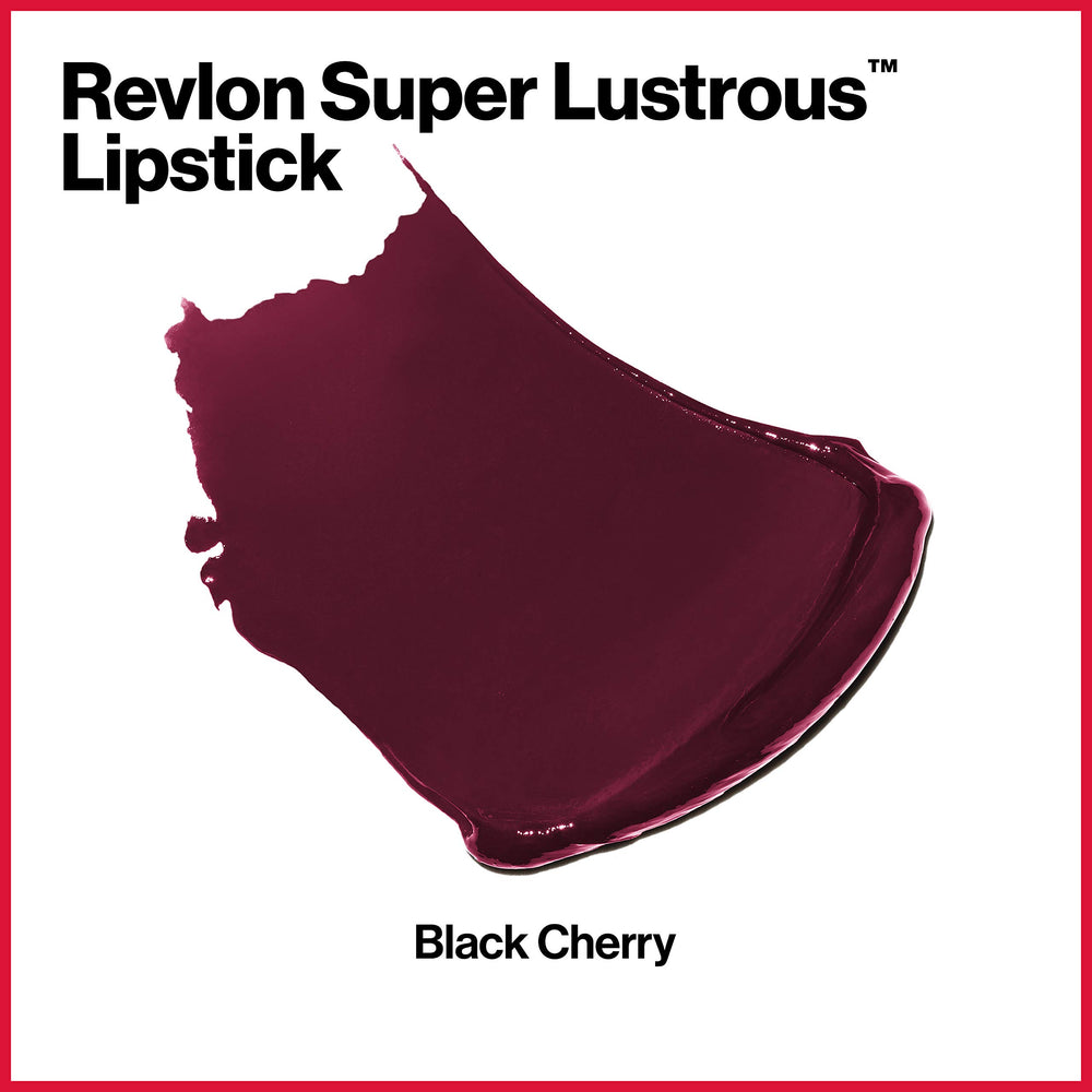 Detalle de textura cremosa de REVLON barra labios con pigmentos microfinos