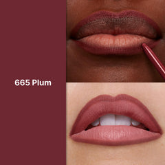 Lápiz delineador Revlon ColorStay Plum, definición prolongada para labios definidos.