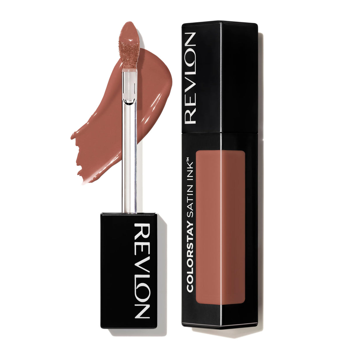 Labial Revlon ColorStay Satin Ink en acción, aplicación suave y color duradero en labios.