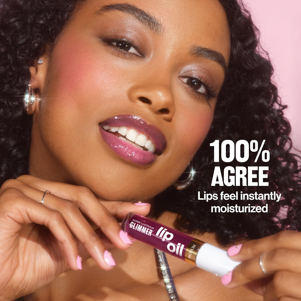 Hidratación intensa con REVLON Glimmer Lip Oil.