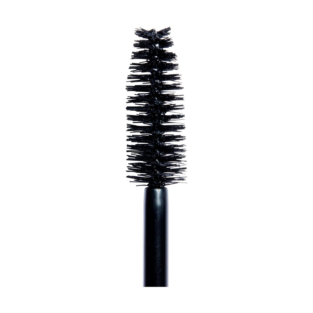 Revolución Belleza Londres 5D Lash Pow Mascara vegana y libre de crueldad.