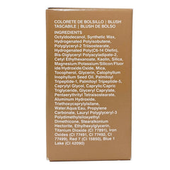 Brillo natural duradero con Rhode Pocket Blush Tan Line para realzar tez.