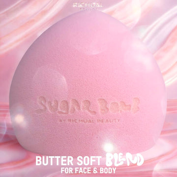Richual Beauty Sugar Bomb Blender uso humedecido para mayor cobertura.