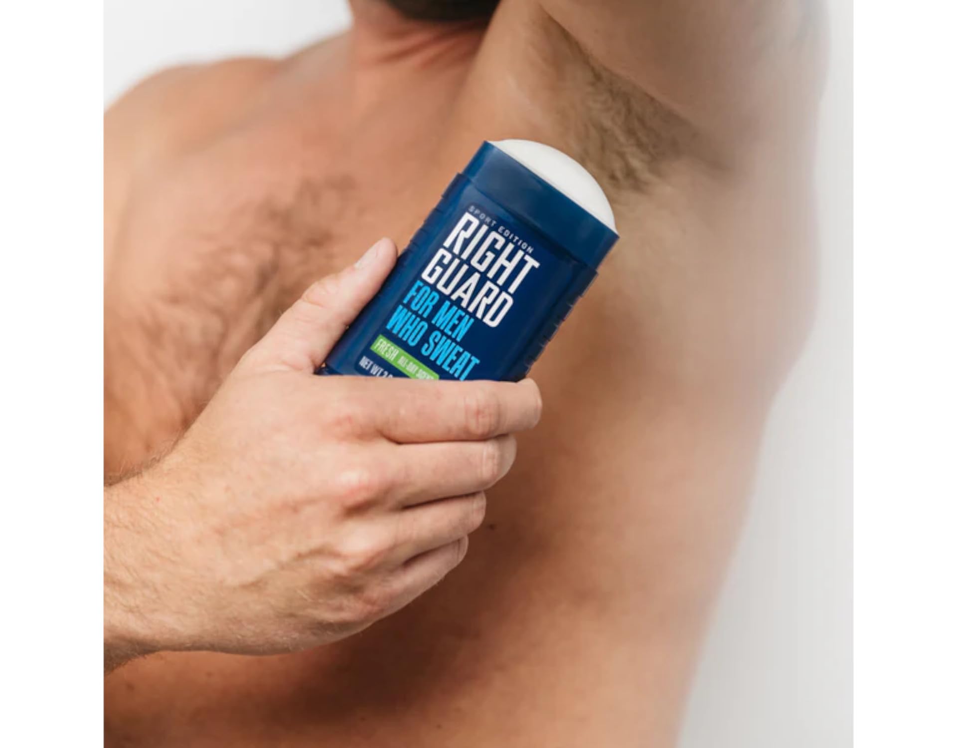 Right Guard desodorante sólido invisible, perfecto para deporte y actividad física.