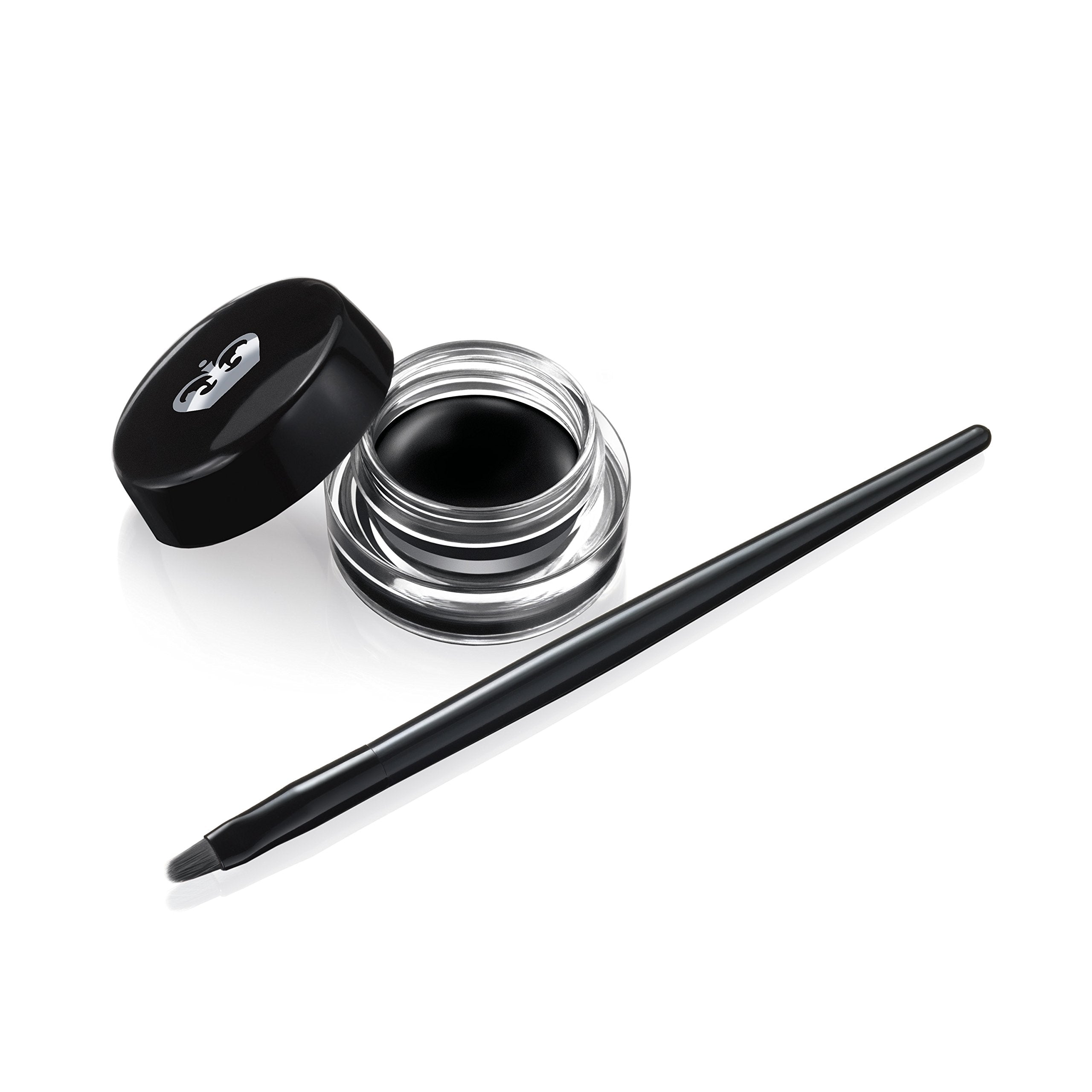 Delineador gel negro de Rimmel Scandaleyes resistente al agua para mayor duración.