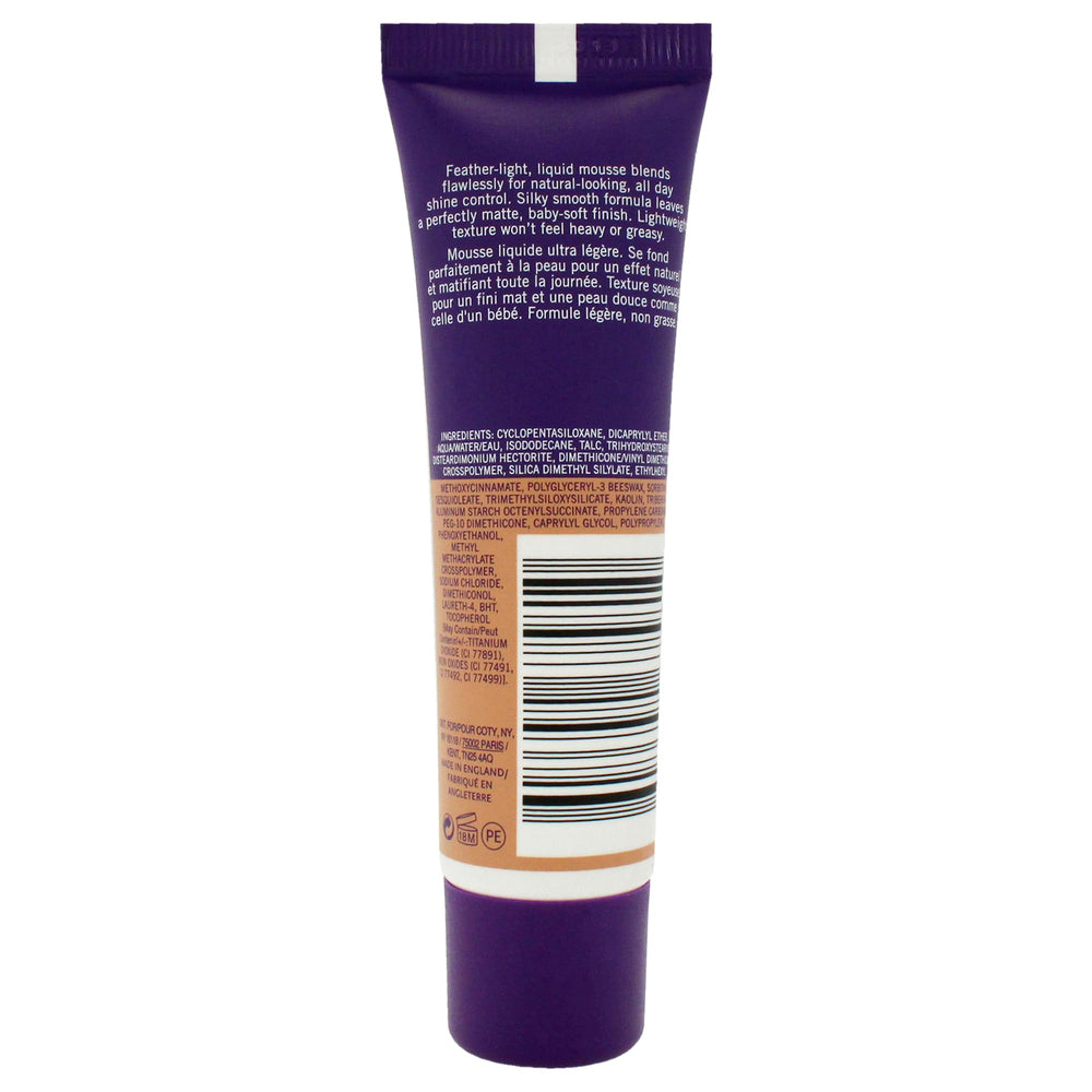 Rimmel Stay Matte Liquid Mousse 203 True Beige, textura aireada para aplicación suave