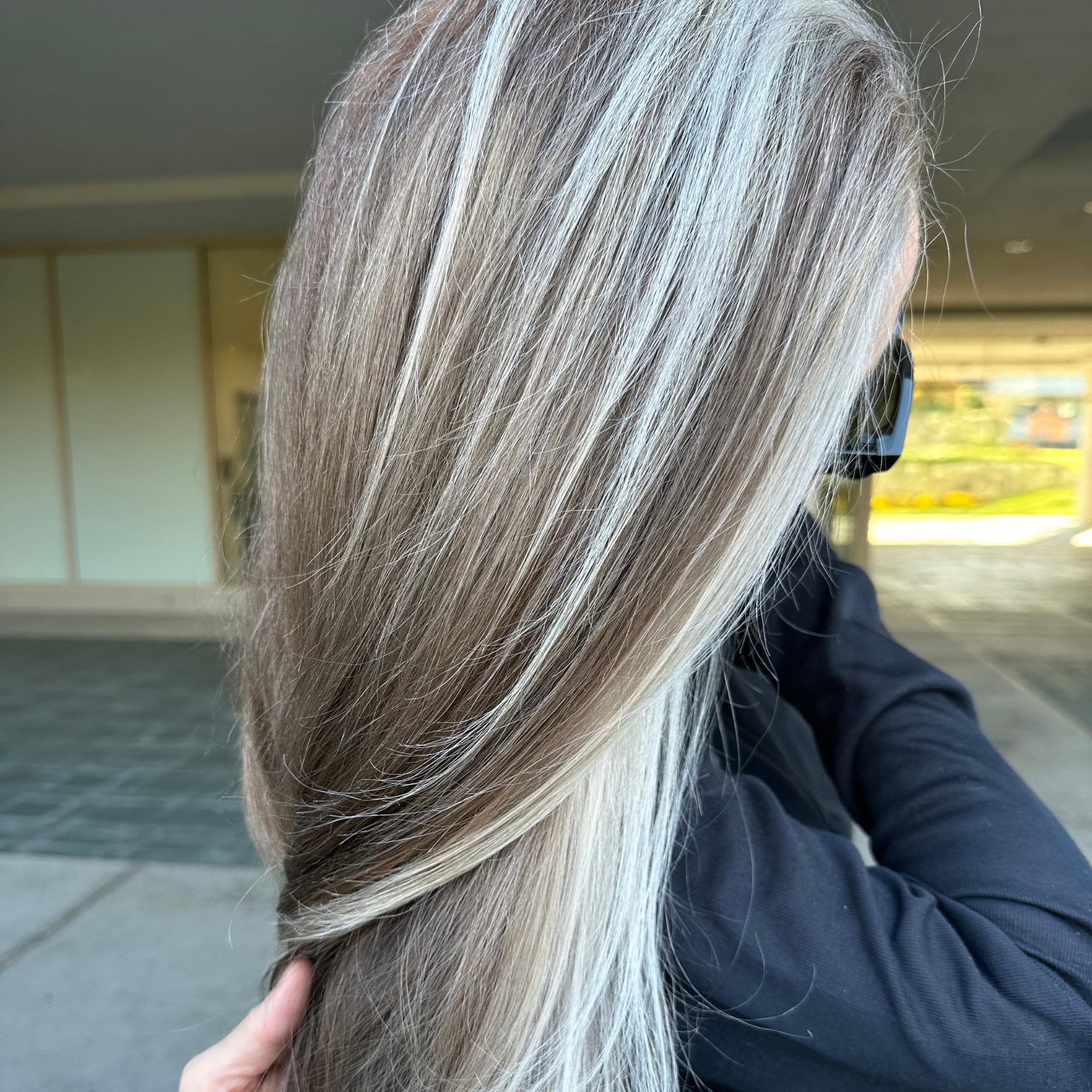 Textura ligera que suaviza y facilita el peinado con PlatinumX Lusterizer.