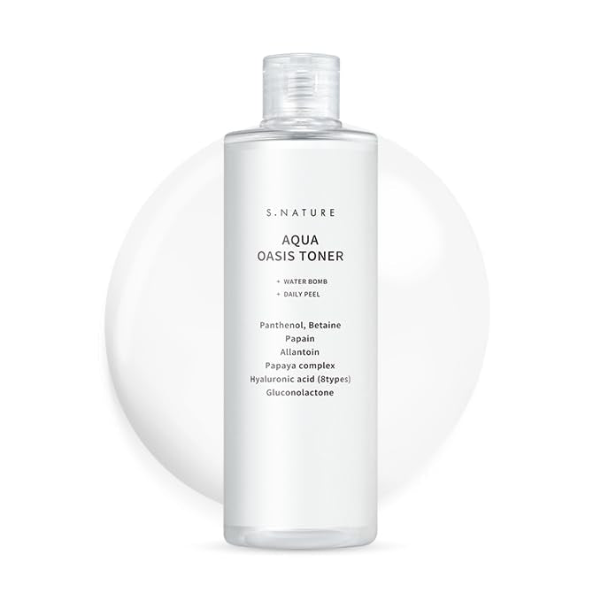S.NATURE Aqua Oasis Toner en botella para un vertido suave y refrescante.