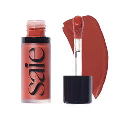 Saie Dew Liquid Blush, aplicador bola crema, para un acabado natural en mejillas.