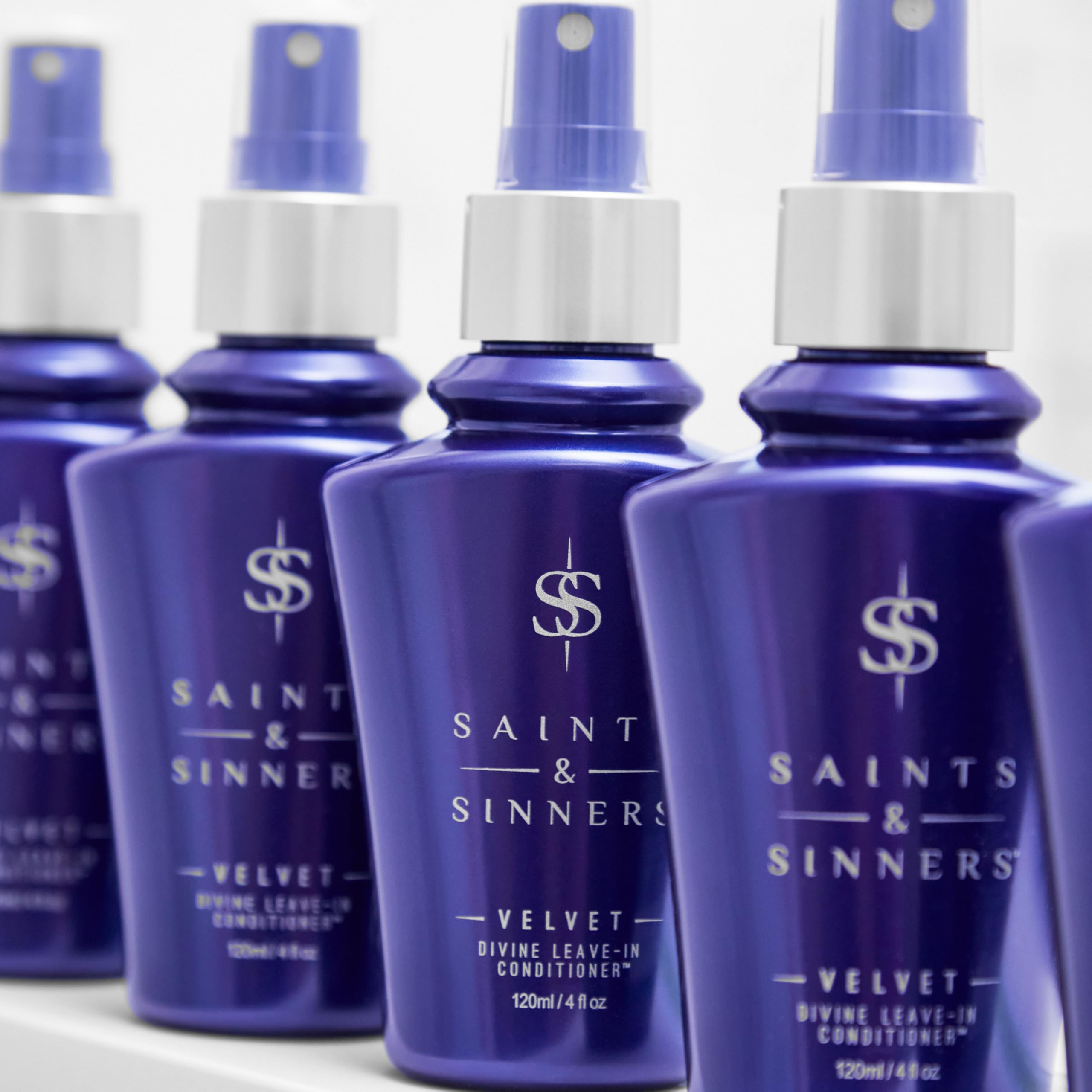 Routine quotidienne avec Saints & Sinners Velvet Divine pour tous types de cheveux