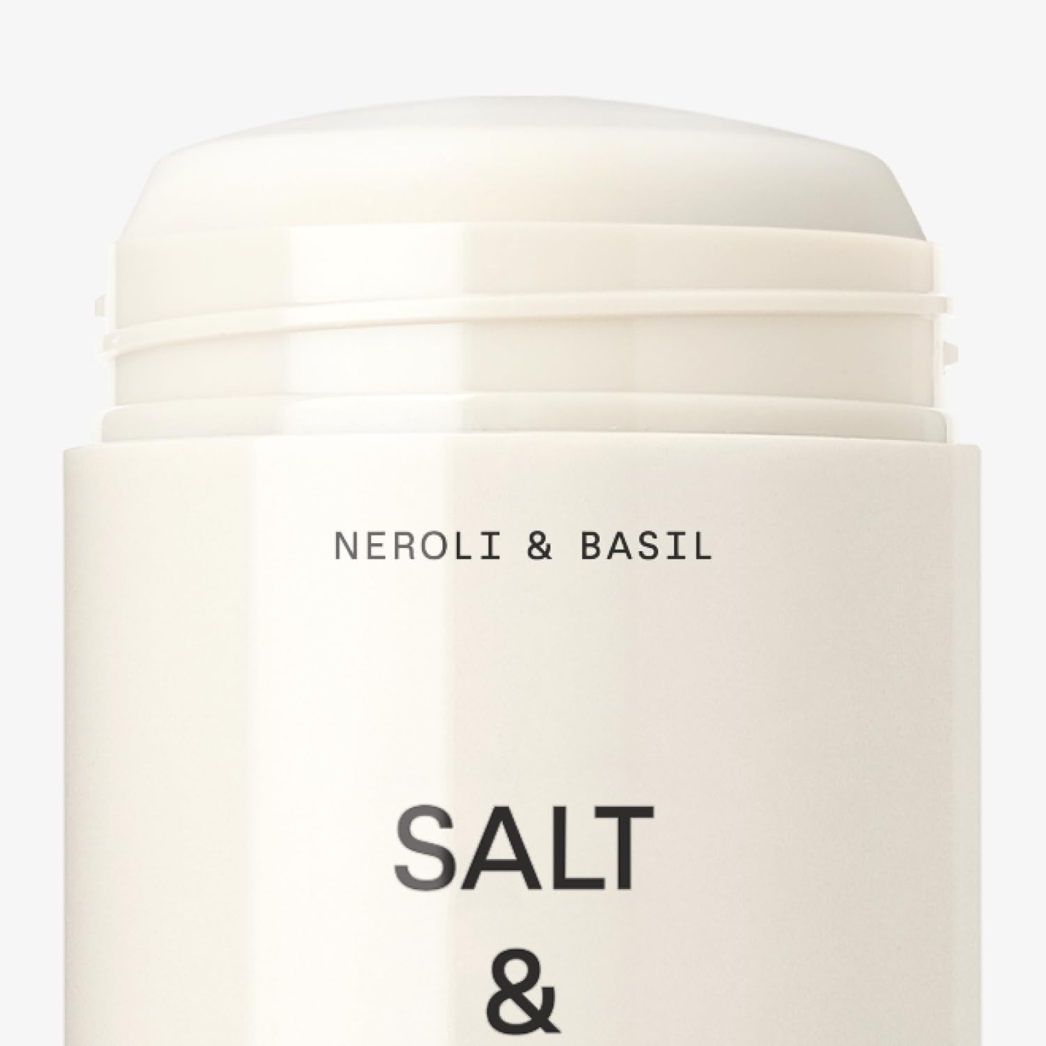 Salt & Stone fórmula suave que se desliza sin dejar manchas.