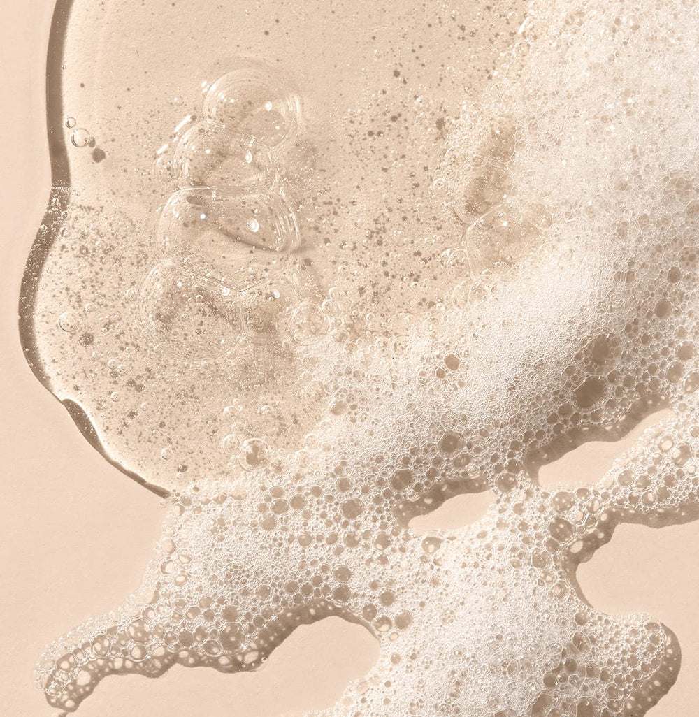 Saltair etiqueta Moisture Bound, detalle que sugiere cuidado hidratante para el cabello