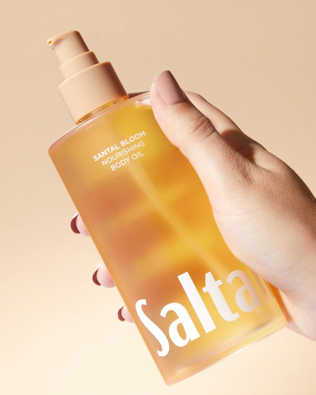 Aroma floral y amaderado de Saltair Santal Bloom para cuidado diario.