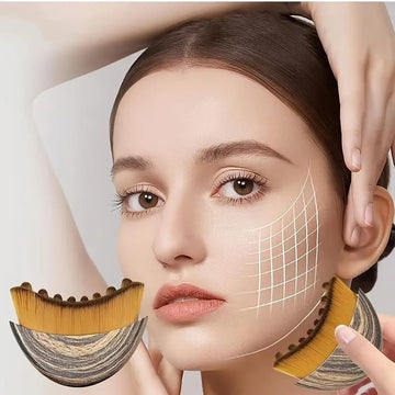 Sansheng relajación facial durante la rutina nocturna para mayor bienestar.