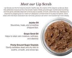 Aplicación diaria del exfoliante para preparar los labios para hidratación.