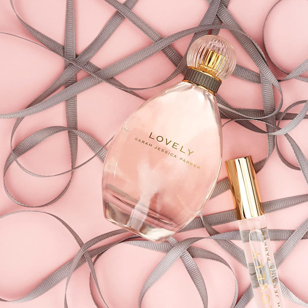 Aplicación diaria de Sarah Jessica Parker Body Mist para un aroma suave