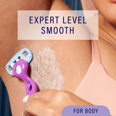 Schick Hydro Silk Moisture: 5 hojas curvas ofrecen mayor cercanía al afeitarse.