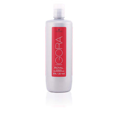 Schwarzkopf Royal Igora Activ, aplicación de coloración para resultados uniformes.