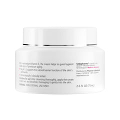 Texture légère SEBAMED Crème Visage, application agréable et absorption rapide.