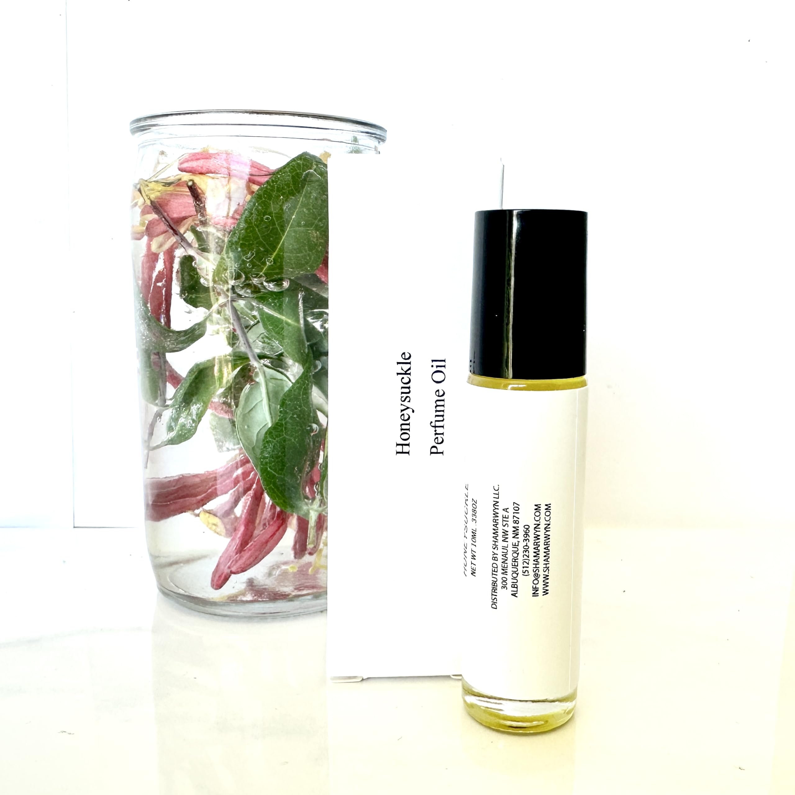 shamarwyn Detalle de aroma floral que evoluciona con la piel.