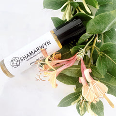 shamarwyn Etiqueta artesanal destaca origen natural y artesanía en lotes pequeños.