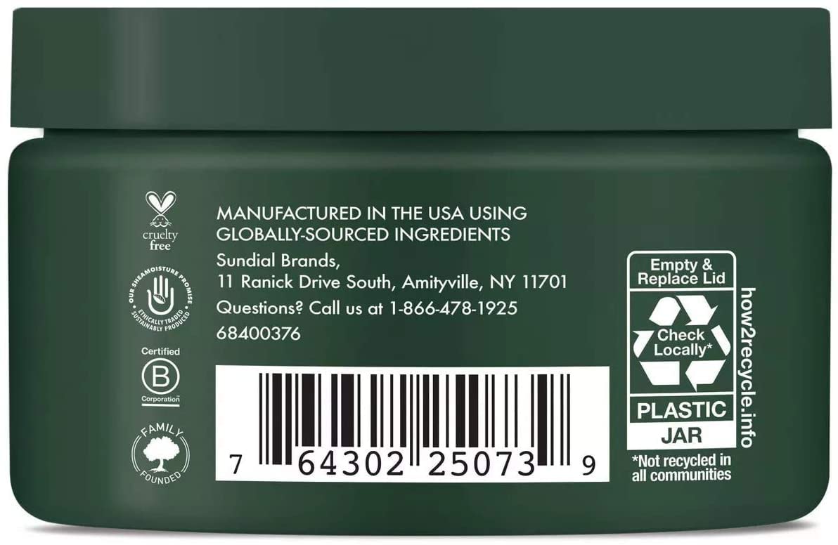 Textura suave del bálsamo para barba en uso diario.