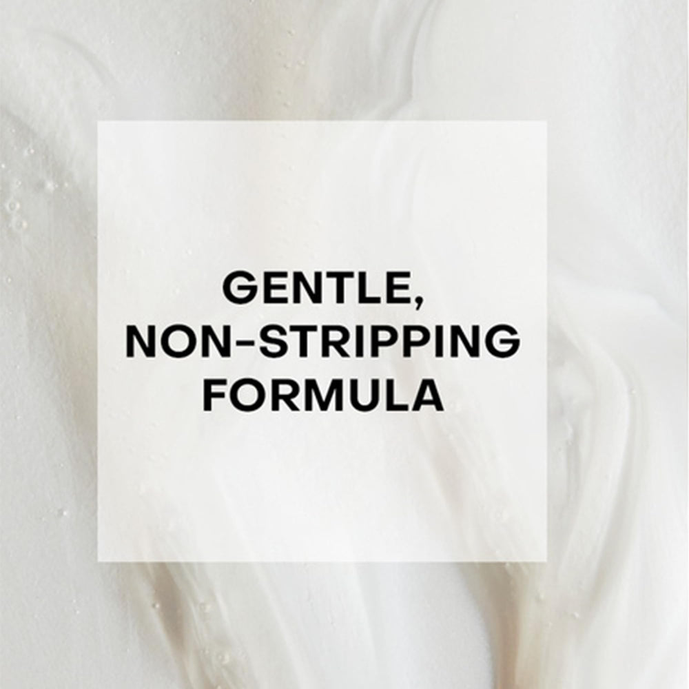 SheaMoisture Champú Moisture & Smooth, aroma coco-vanilla, experiencia sensorial agradable.