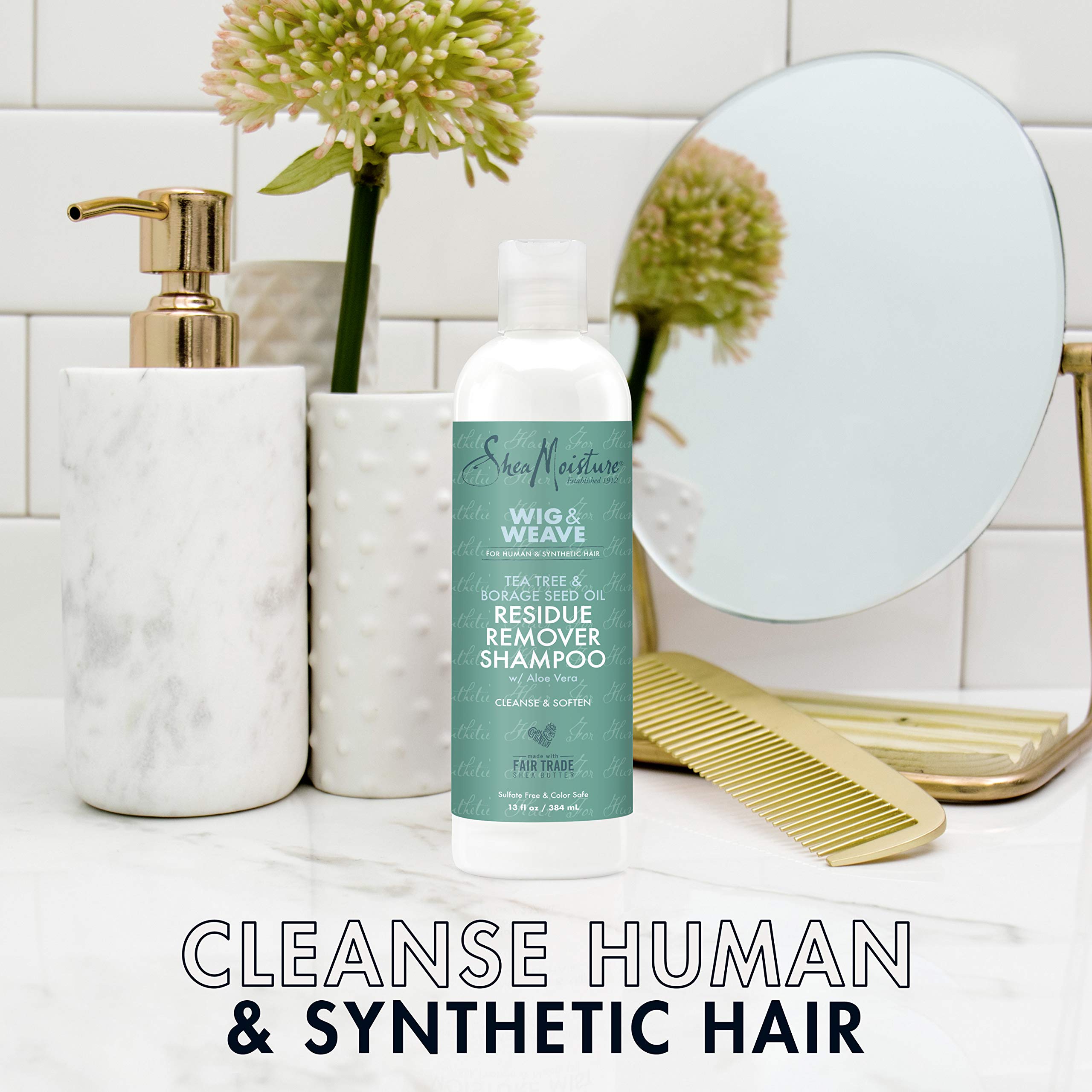 Etiqueta clara y natural, con compromiso de SheaMoisture.