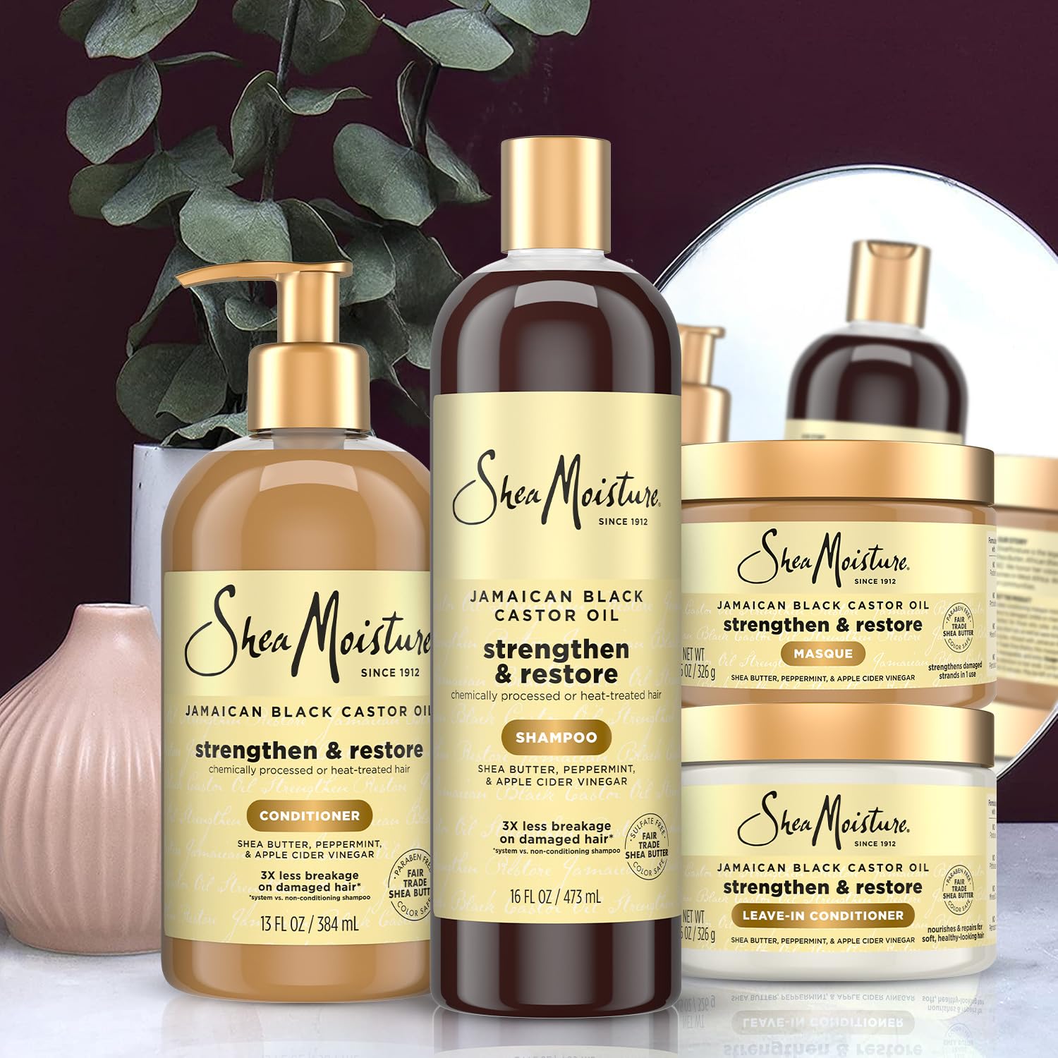 Ingrédients SheaMoisture: beurre de karité biologique et ricin pour nourrir.