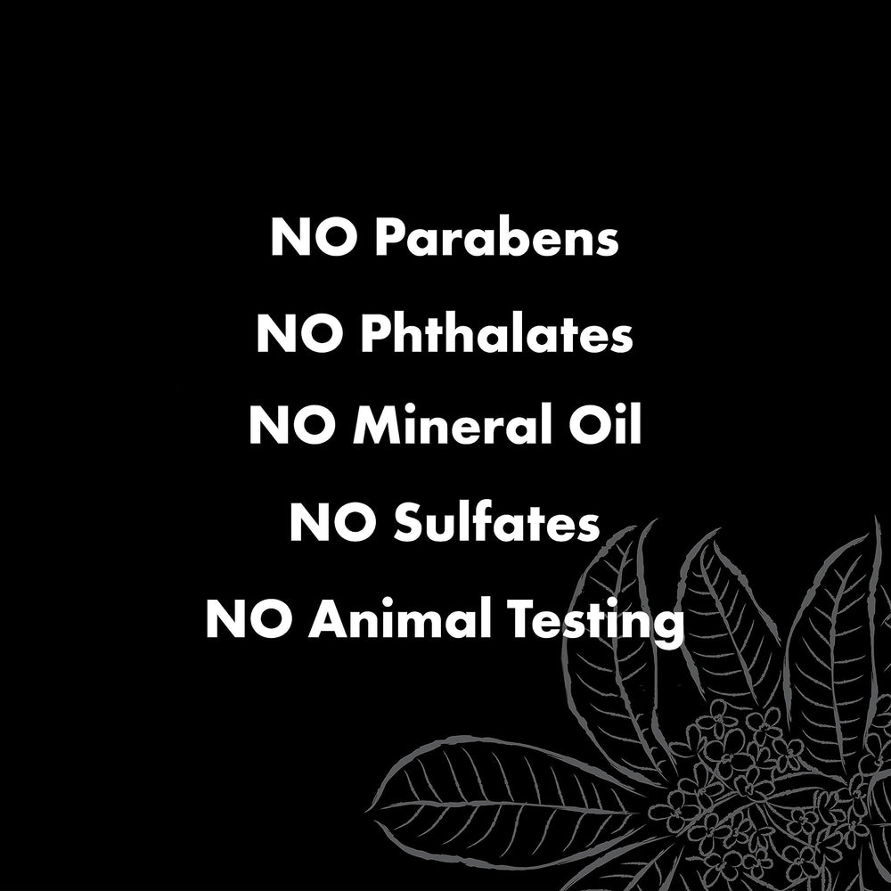 Espuma suave de la barra SheaMoisture al aplicar en la piel.