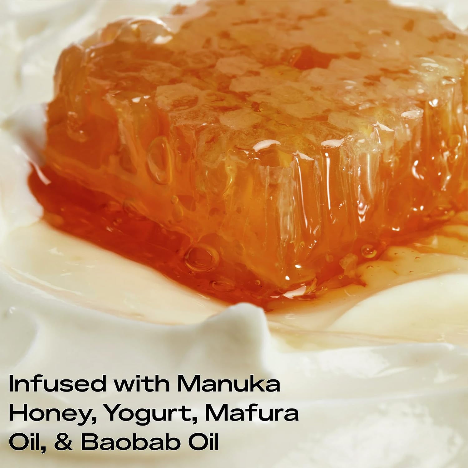 Mascarilla SheaMoisture Manuka Miel Yogur, textura cremosa, cabellos suaves y reparados.