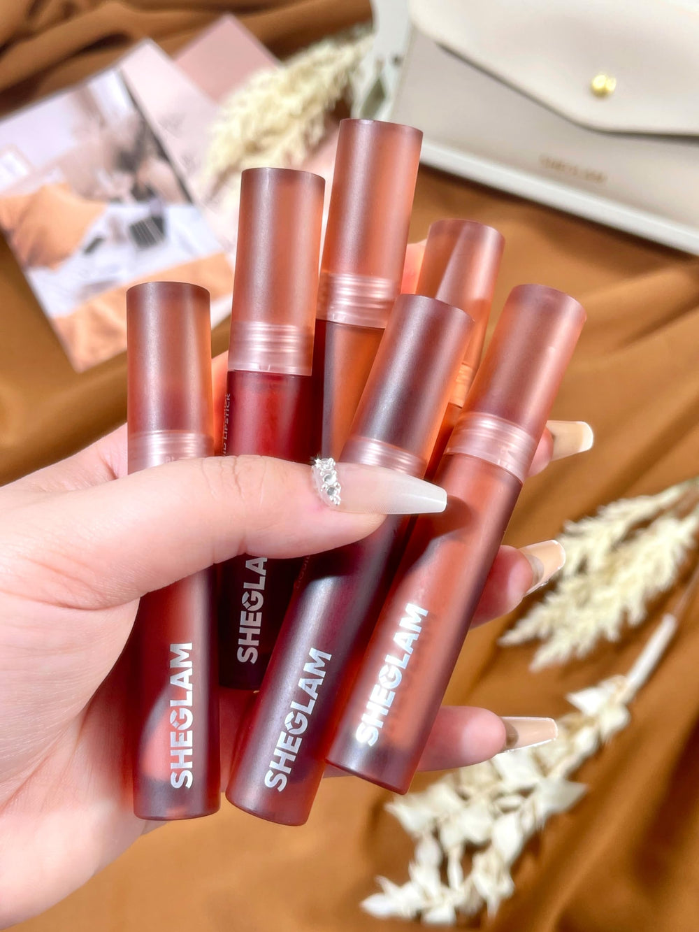 SHEGLAM Soft Haze Lip Blur: color intenso ideal para ocasiones nocturnas.