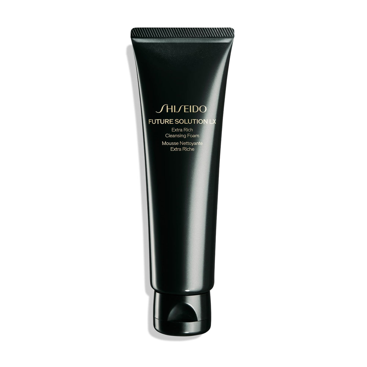Shiseido Future Solution LX, botella primer plano, limpieza suave para preparar la piel para el cuidado posterior.