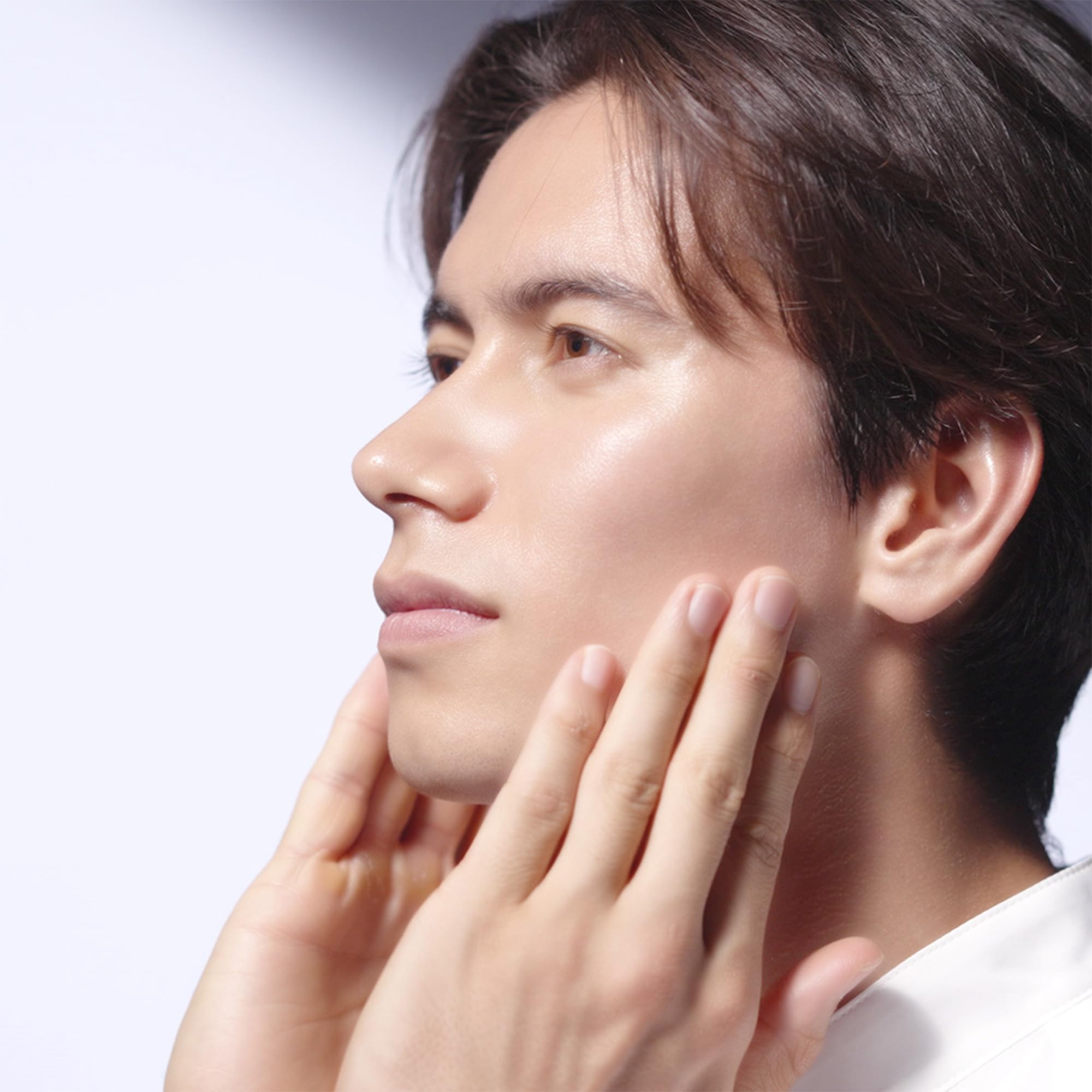 Shiseido Men Loción Hidratante Clear, uso después del afeitado para suavizar irritación.