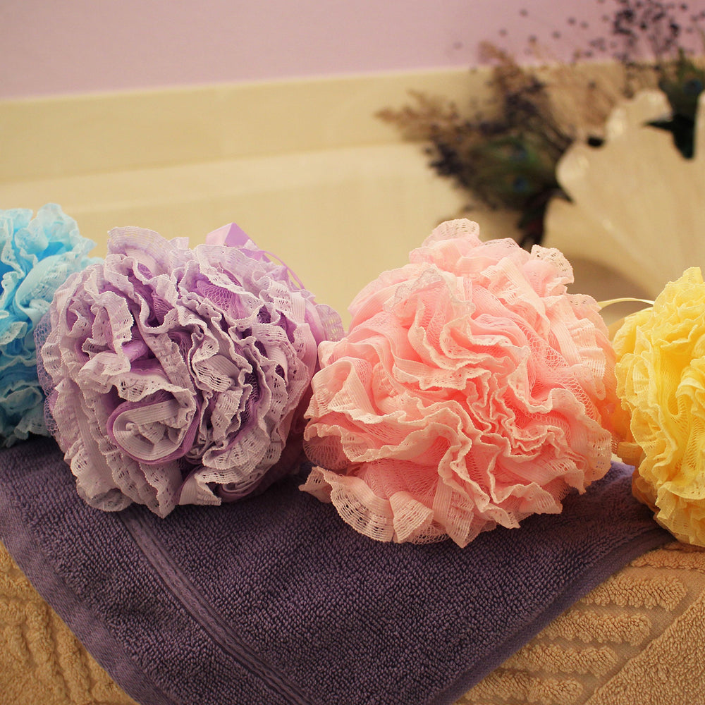 Shower Bouquet lufa-encaje-malla amarillo suave: añade color y exfoliación suave al baño