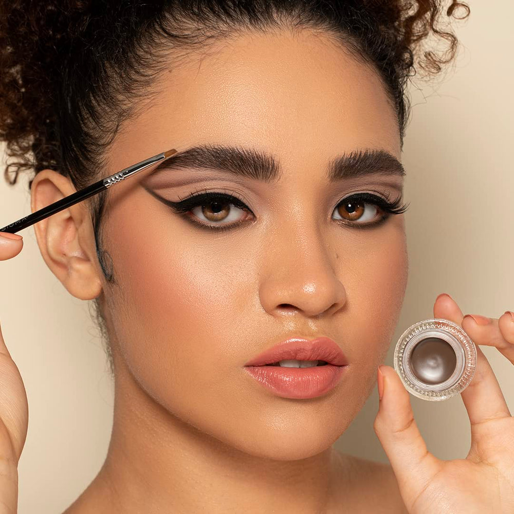 Sigma Beauty E06: ideal para delineados alados.