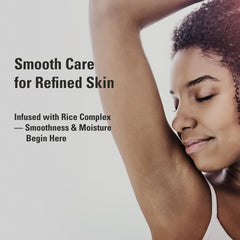 Texture swirl of SIOT Rice Jam Mask shows creamy consistency for hydrating care.