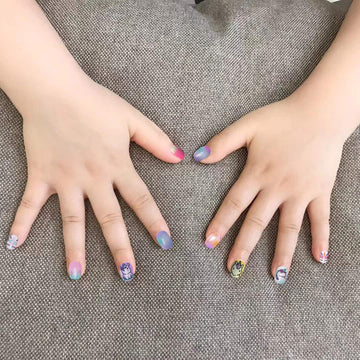 Siusio kit uñas falsas, fácil aplicación en casa