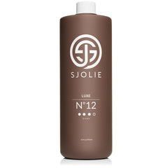 SJOLIE Luxe12: botella violeta para tono profundo.