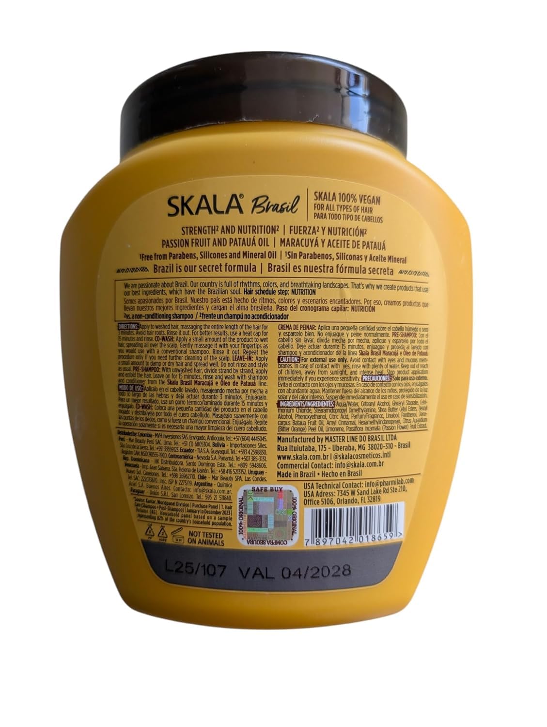 Notas de fragancia con fruta de la pasión y pataua para despertar sentidos.