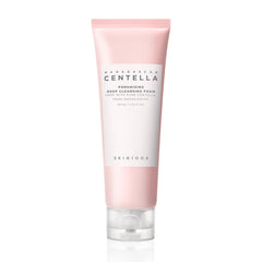 SKIN1004 Madagascar Centella: botella en primer plano para limpieza facial suave