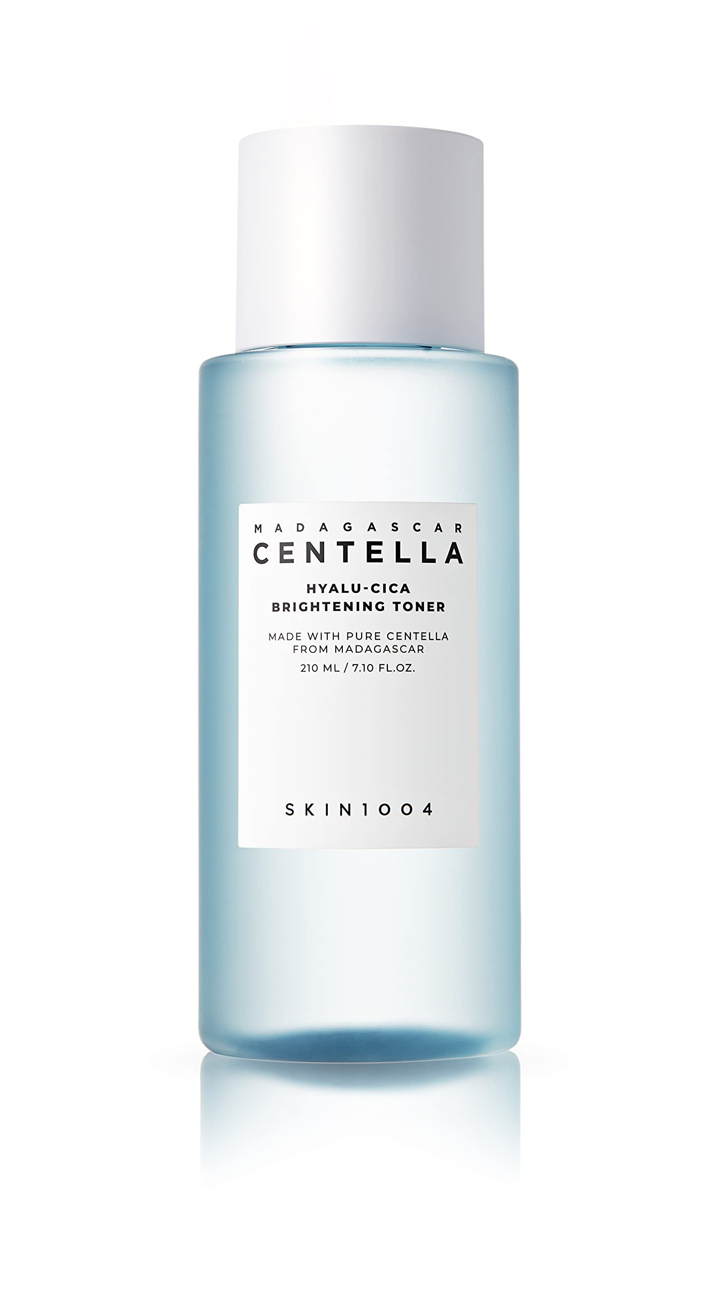 SKIN1004 Hyalu-CICA Toner: botella, hidratación suave para piel sensible.