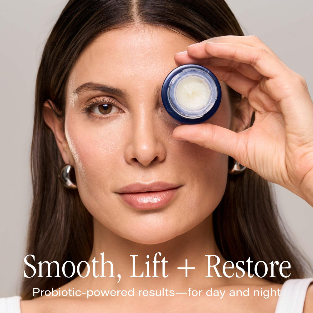 Probiolift mejora hidratación y suaviza líneas alrededor de los ojos.