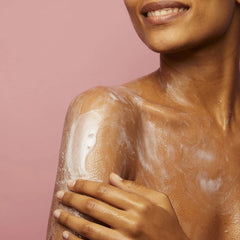 Soap & Glory Clean on Me: espuma lujosa para limpieza suave