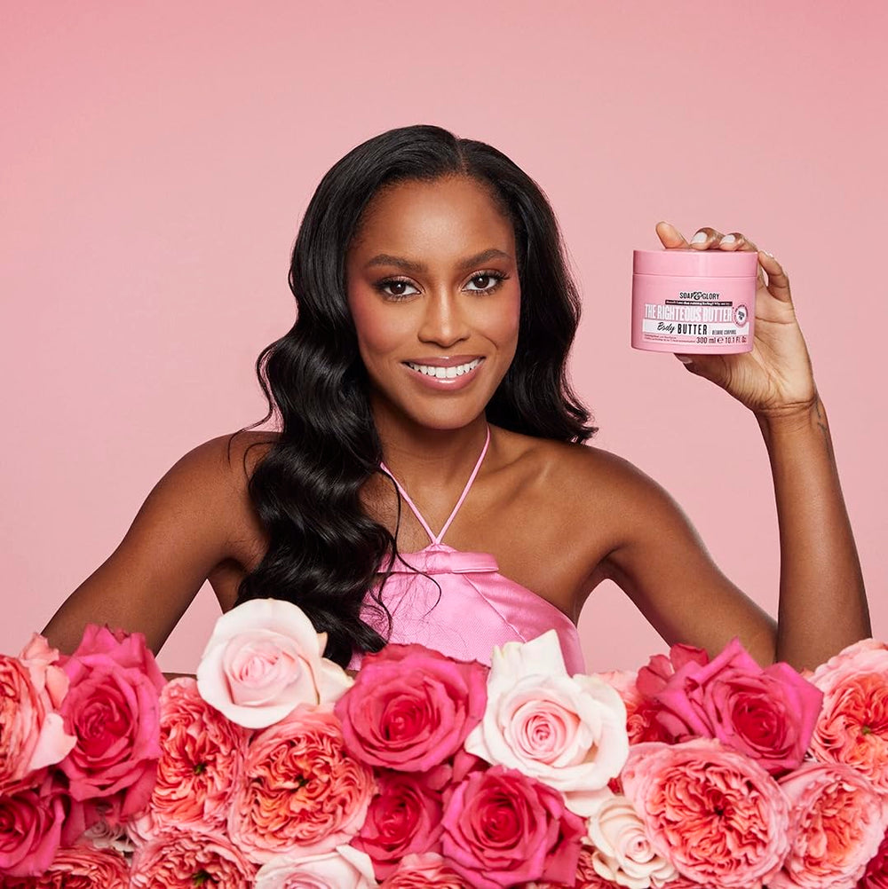 Envase de Soap & Glory crema corporal, fácil de aplicar diariamente.