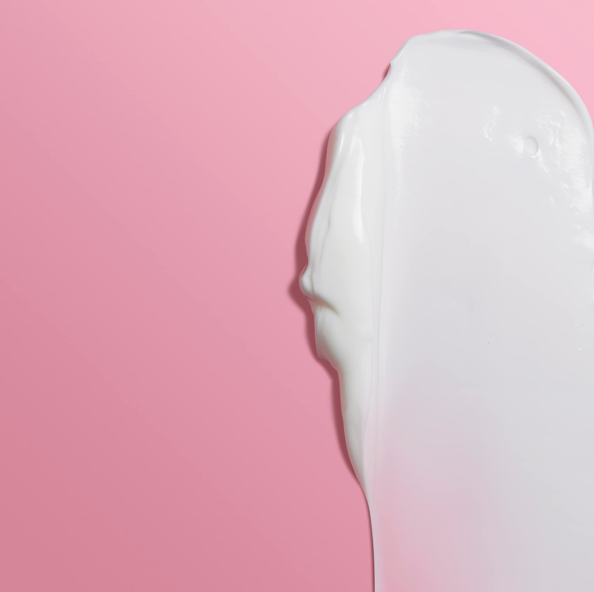 Textura crema densa de Soap & Glory para piel suave y flexible.