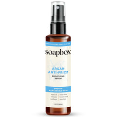Sérum alisador de Soapbox en botella para controlar el frizz y aportar brillo.