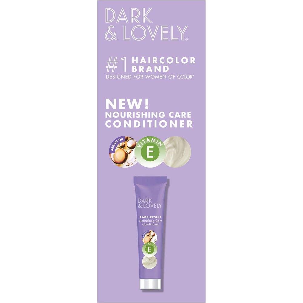 SoftSheen Dark and Lovely, cabello sedoso y brillante tras el lavado.