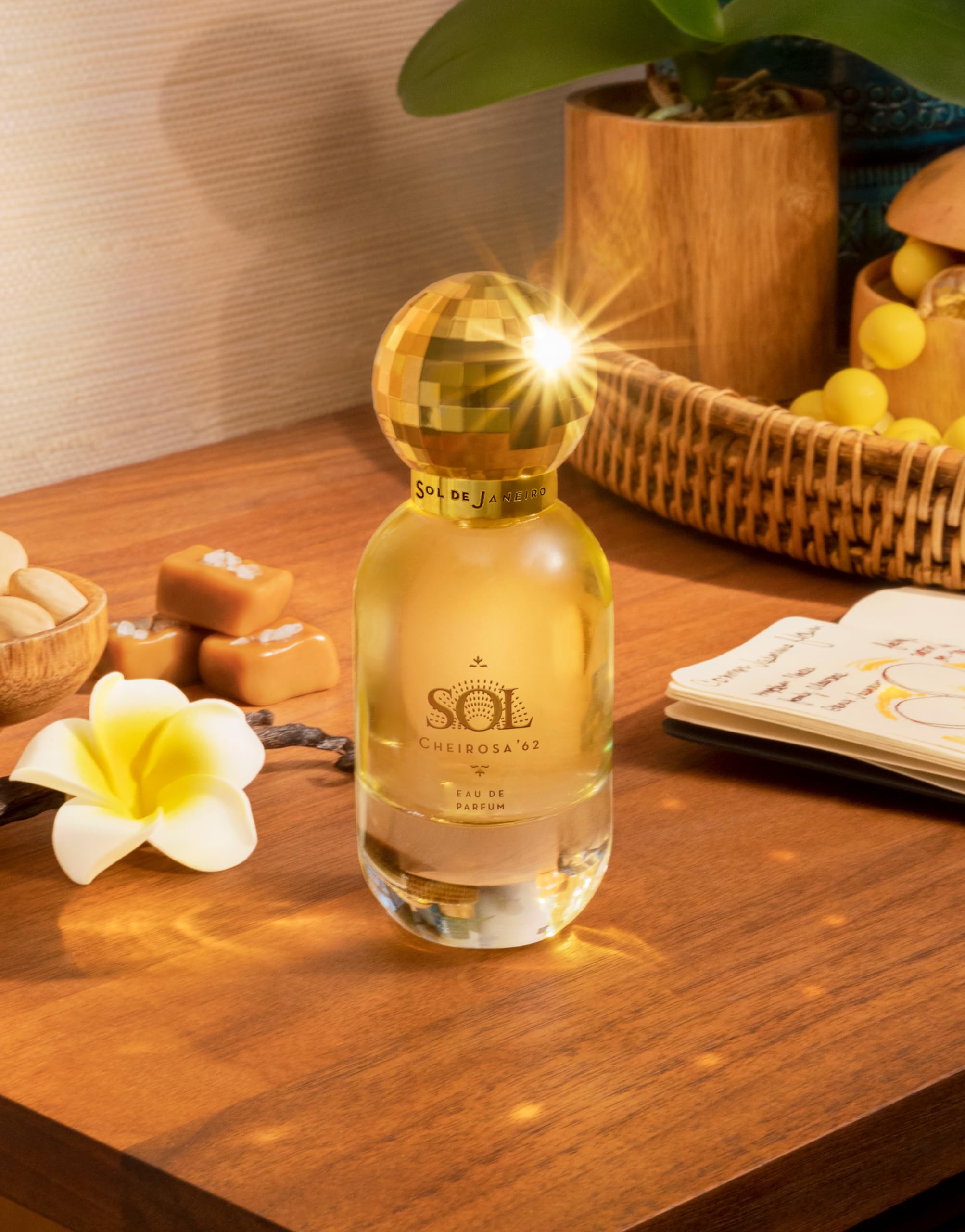 Sol de Janeiro Cheirosa 62 empaque vistoso, ideal para regalo