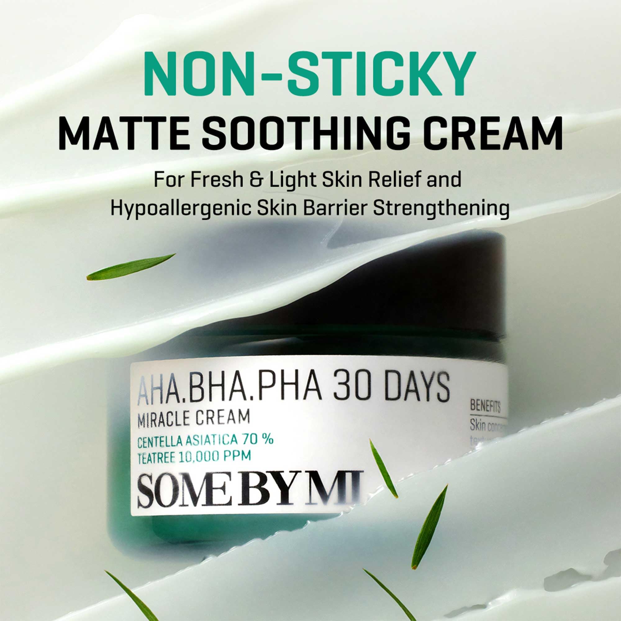 SOME BY MI Crema Miracle 30 Días, envase-jarrón con aplicación cómoda para uso diario.
